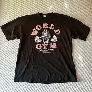 Vintage World Gym Tee